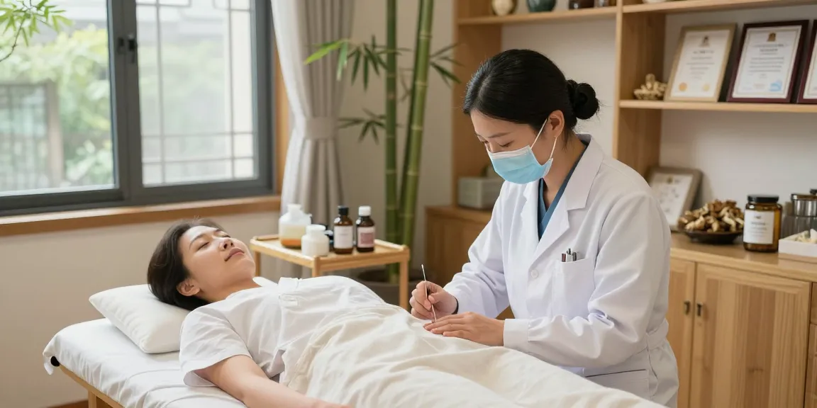 Acupuncture therapy at 수원교통사고한의원 ensuring patient comfort and effective treatment.